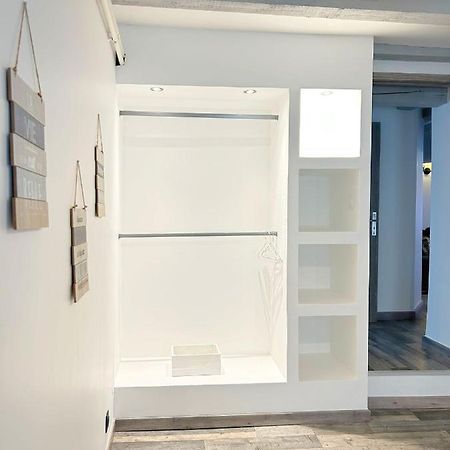 Maison Cosy , Parking Gratuit , 5 Min Aux אוקזר מראה חיצוני תמונה