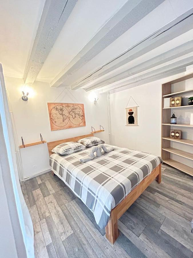 Maison Cosy , Parking Gratuit , 5 Min Aux אוקזר מראה חיצוני תמונה