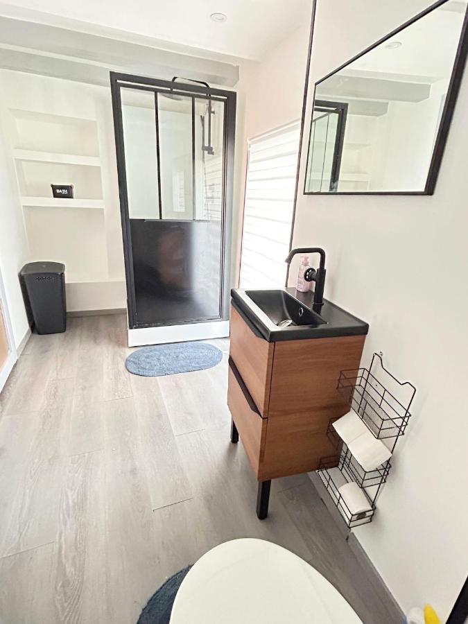 Maison Cosy , Parking Gratuit , 5 Min Aux אוקזר מראה חיצוני תמונה